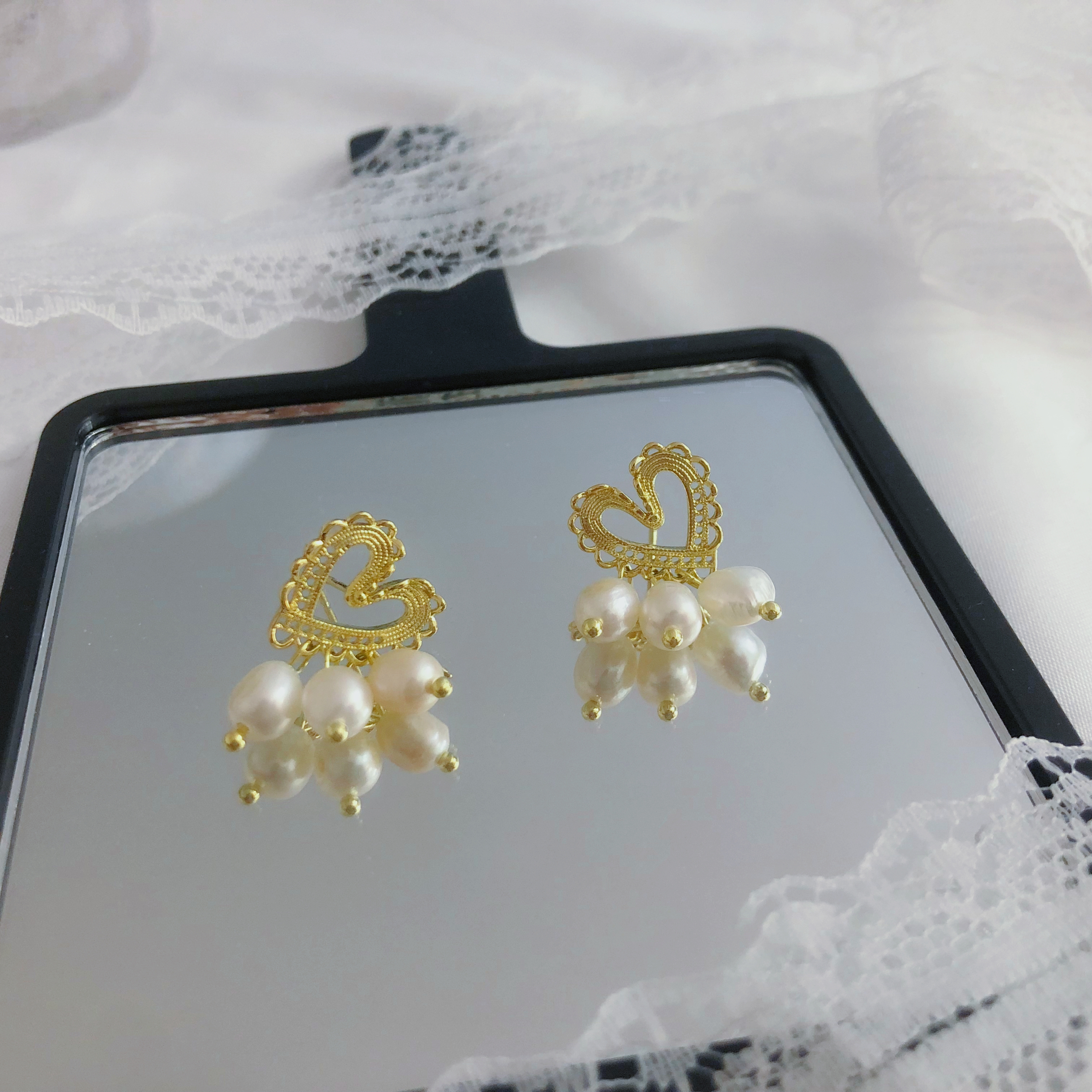 Golden Heart Earrings with Pearls-likayjewel