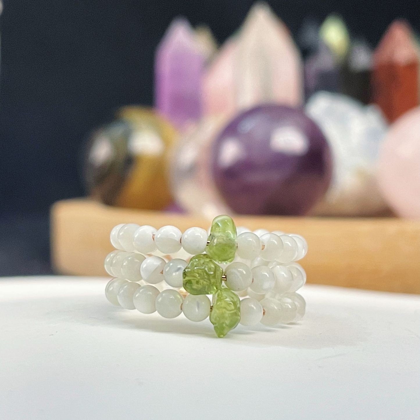 Stackable Ring with Mother-of-Pearl beads and Peridot