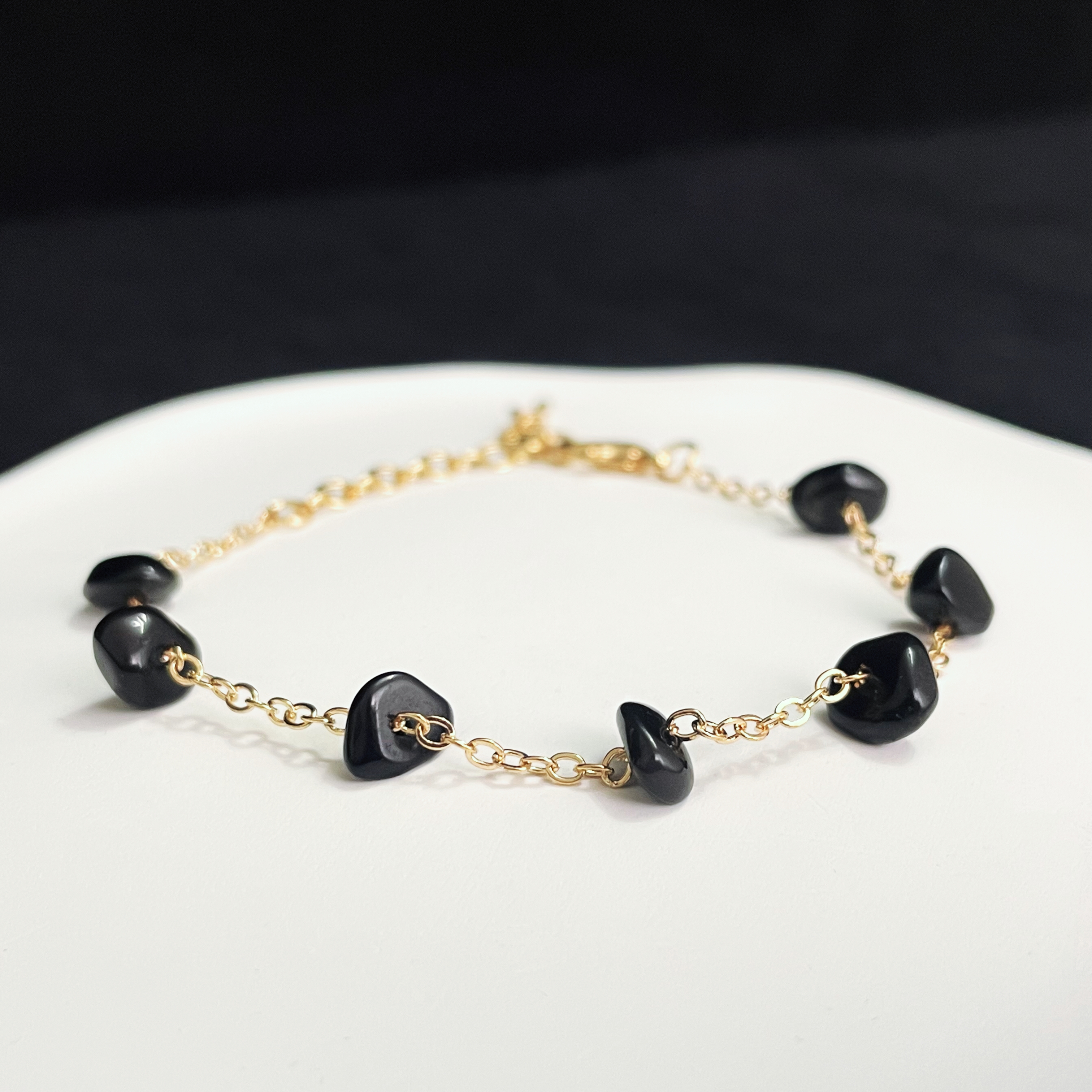 Minimalist Crystal Bracelet-likayjewel