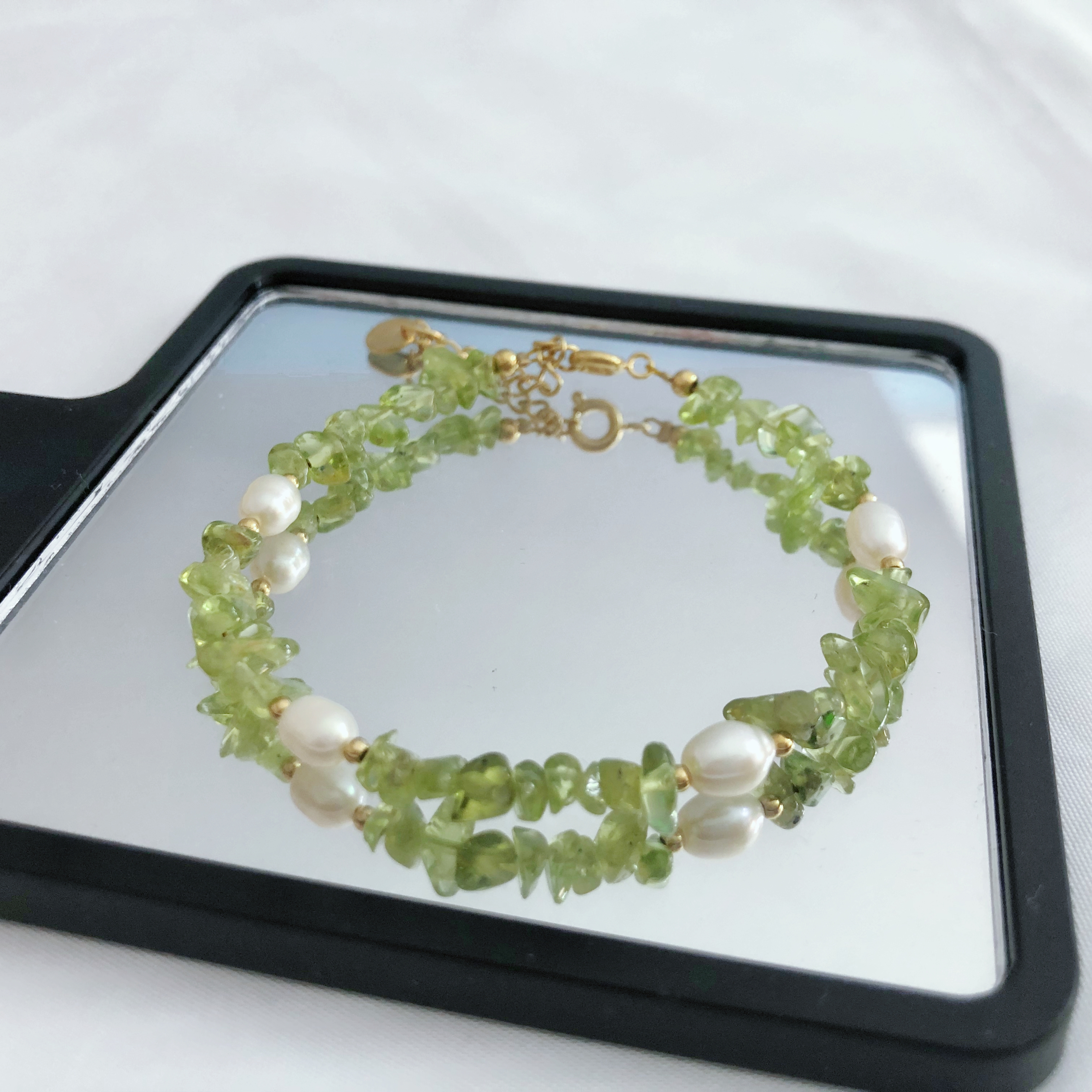 Raw Peridot Bracelet-likayjewel