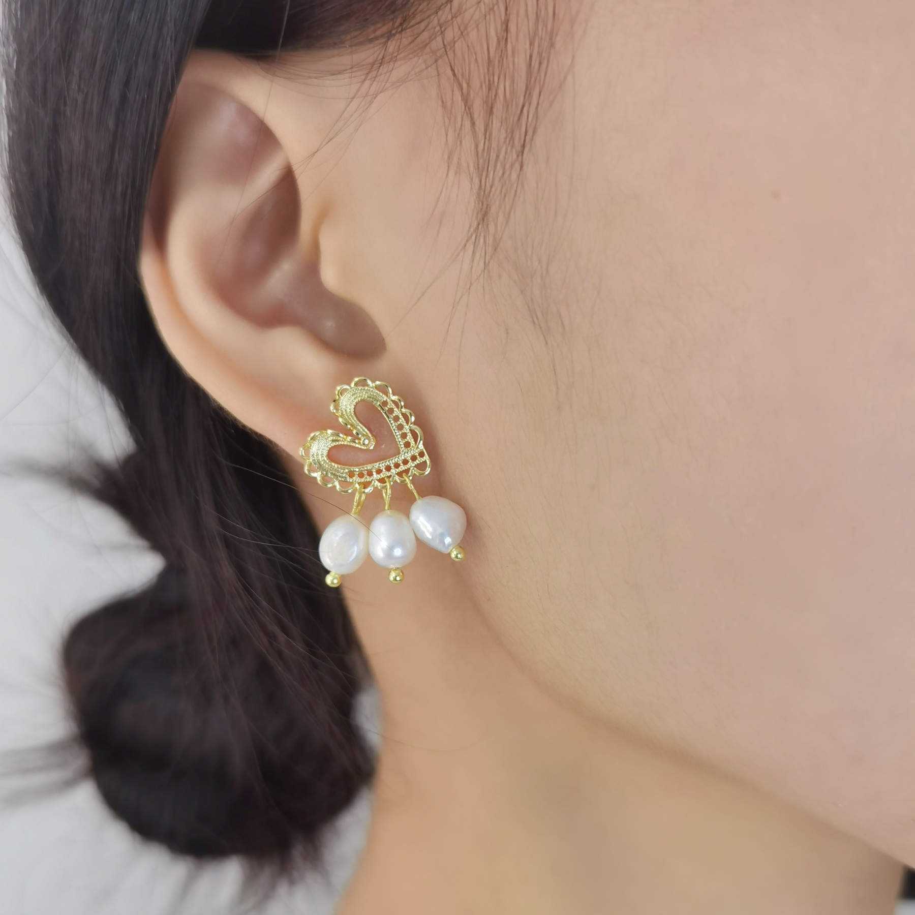 Golden Heart Earrings with Pearls-likayjewel