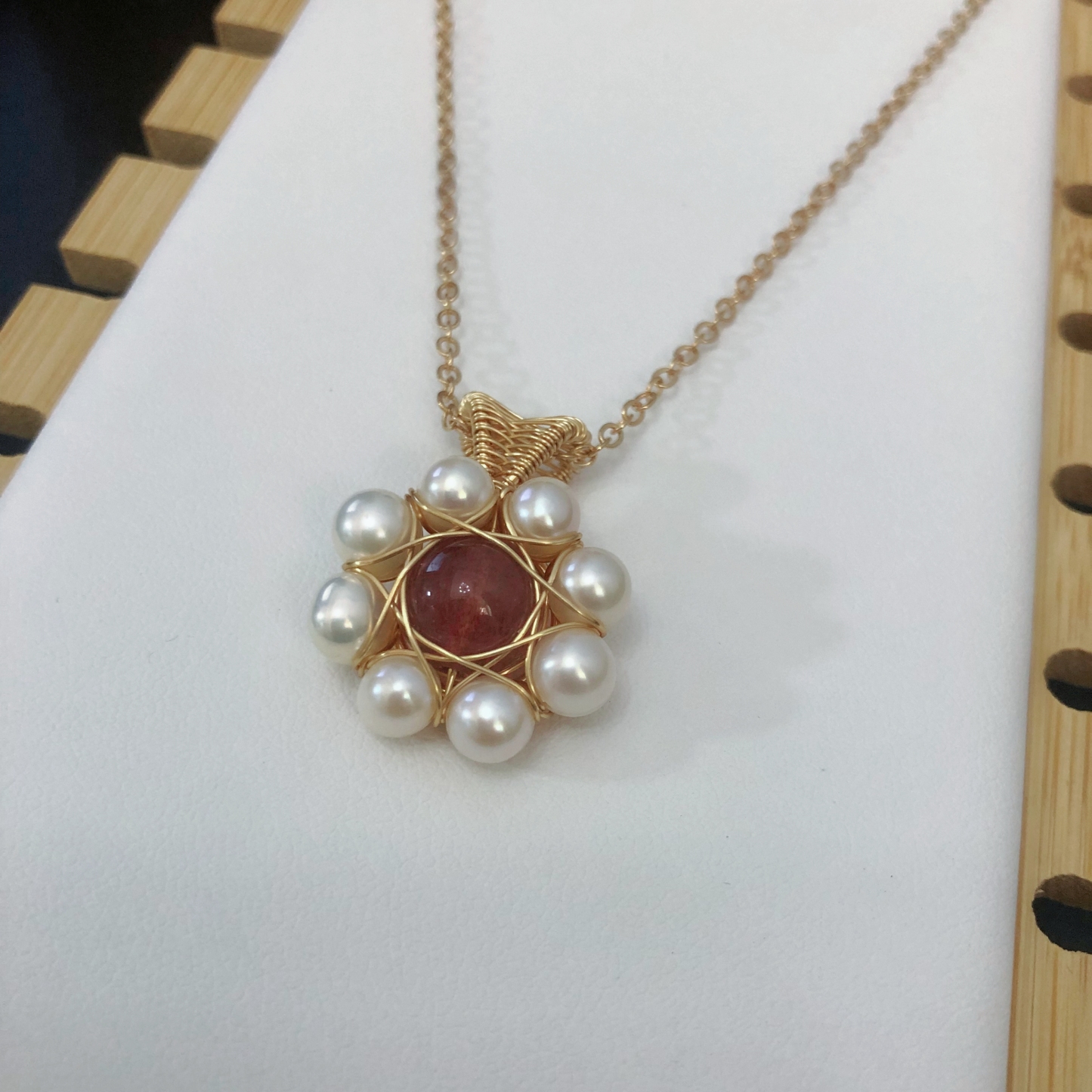 Strawberry Quartz Flower Necklace-likayjewel