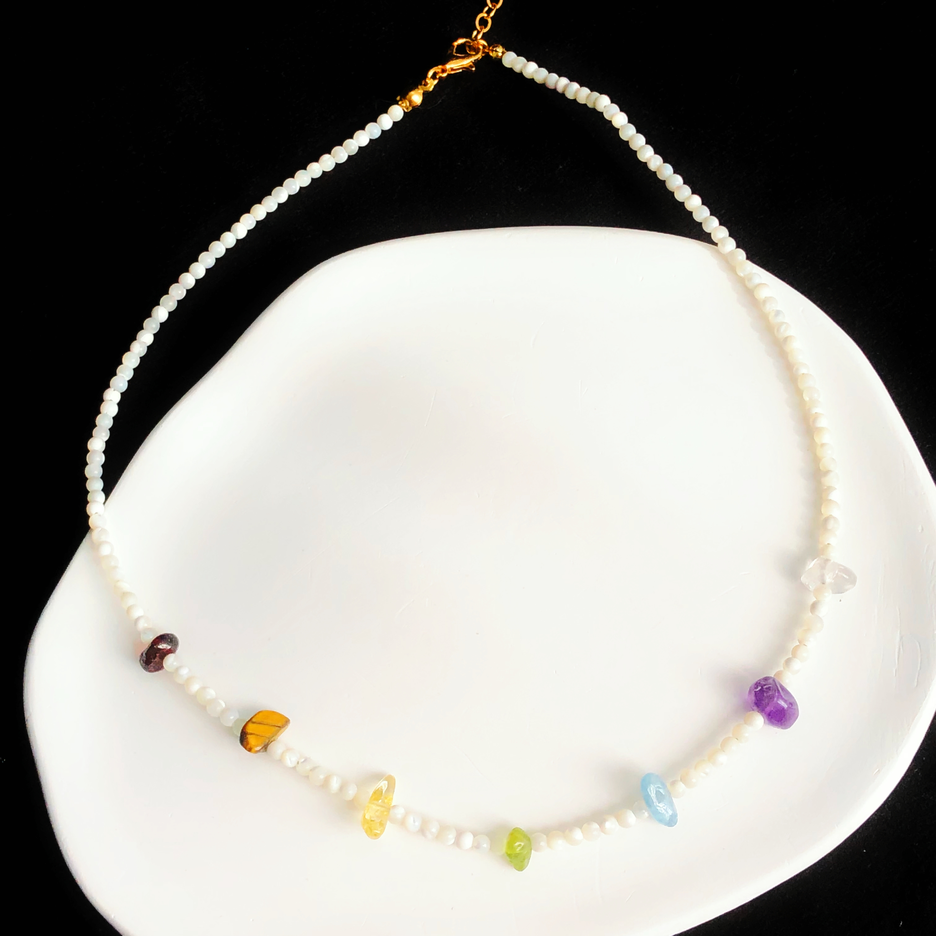 Mini Raw 7 Chakra Stones Necklace-likayjewel