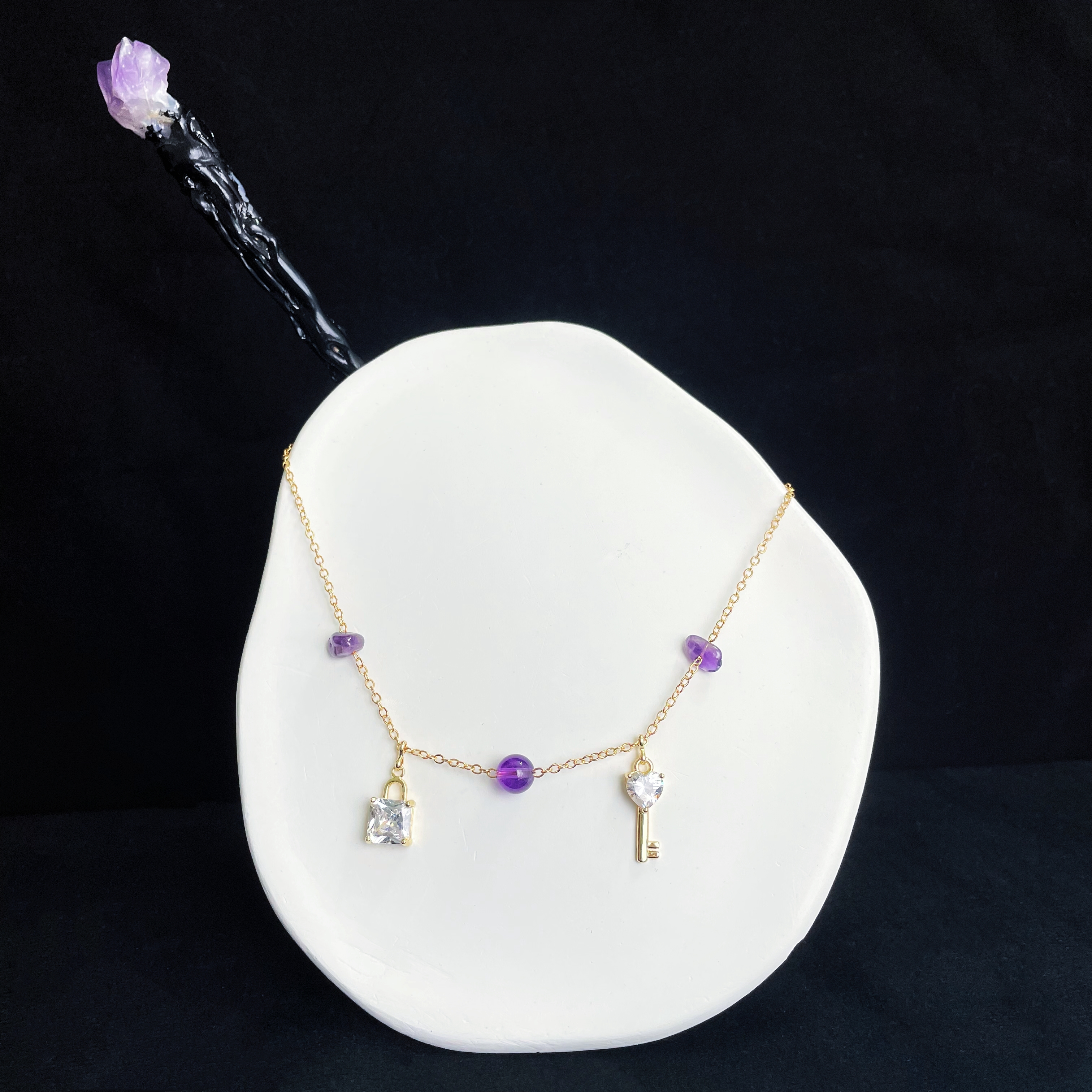 MBTI Necklace：INTP