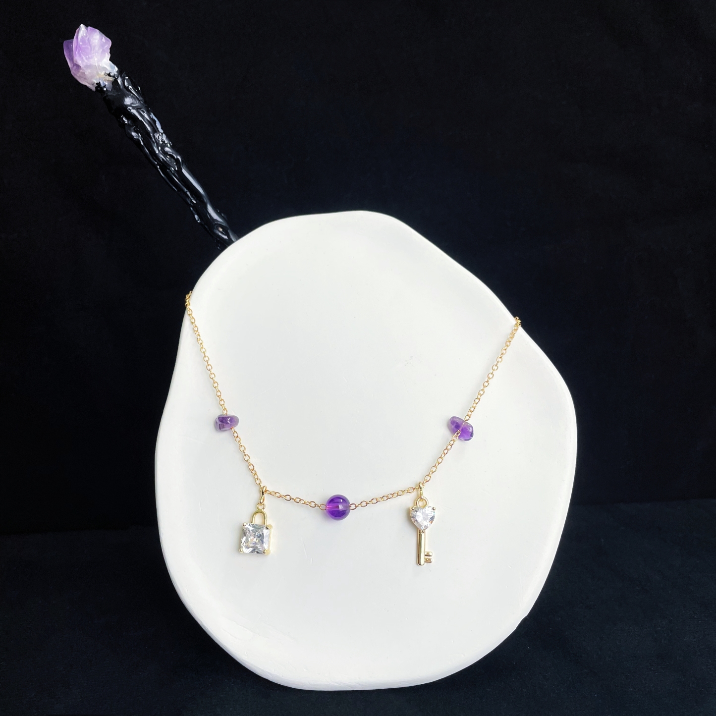 MBTI Necklace：INTP