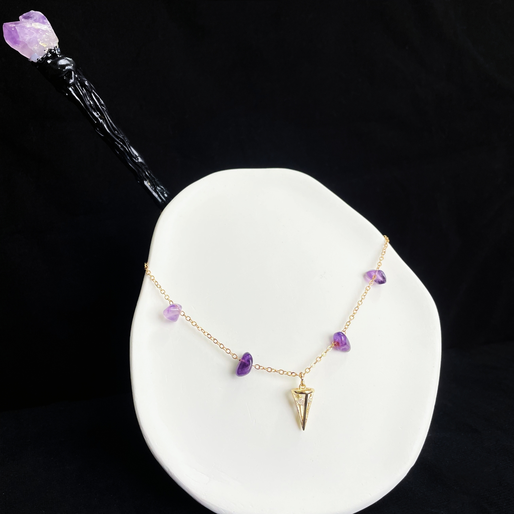 MBTI Necklace：INTJ