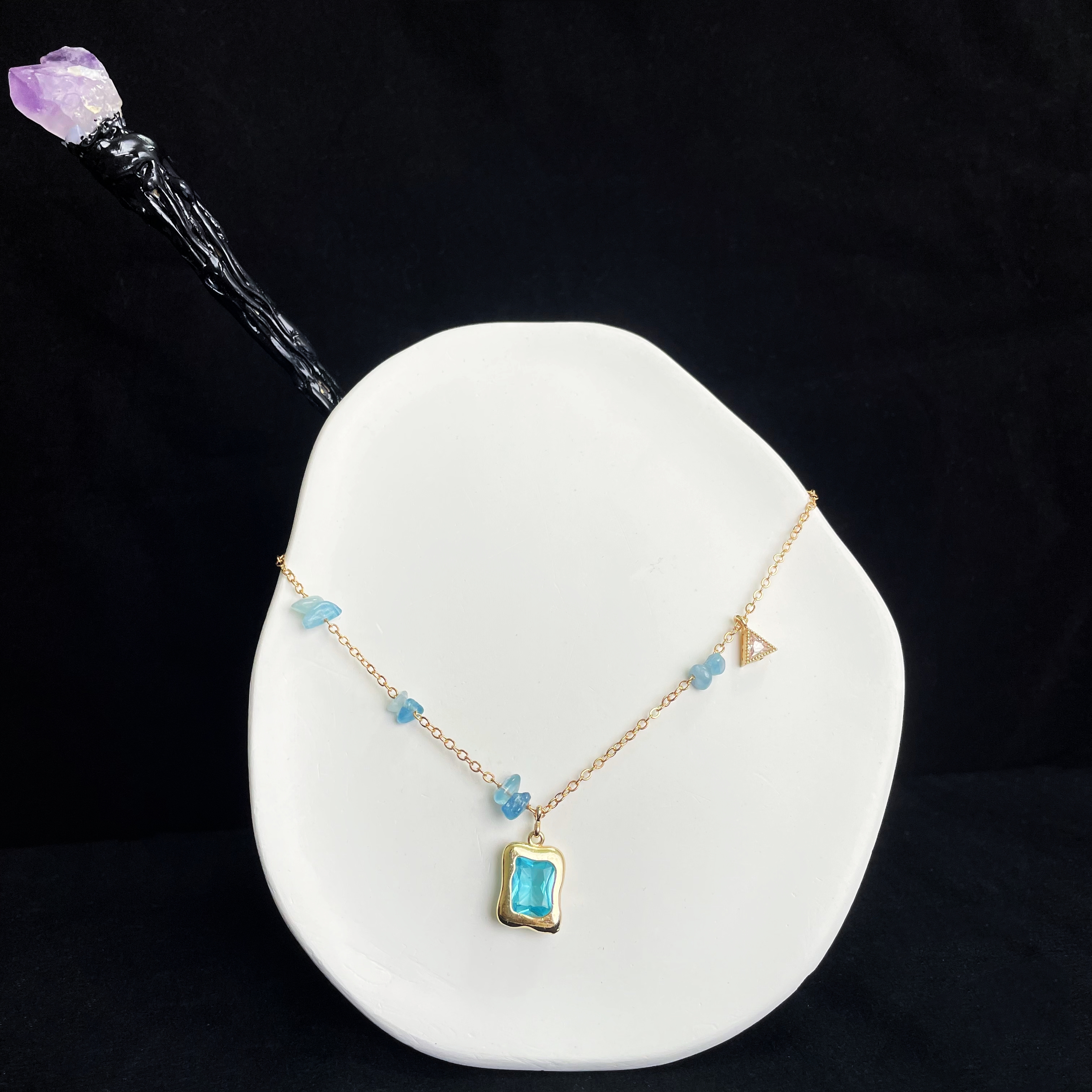 MBTI Necklace：ISTJ