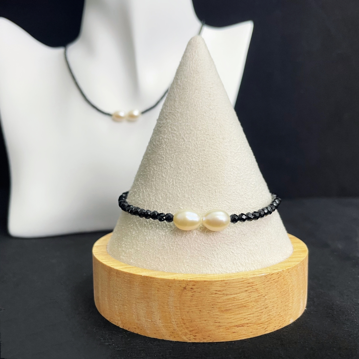 Sparkle Black Spinel and Freshwater Pearl Bracelet