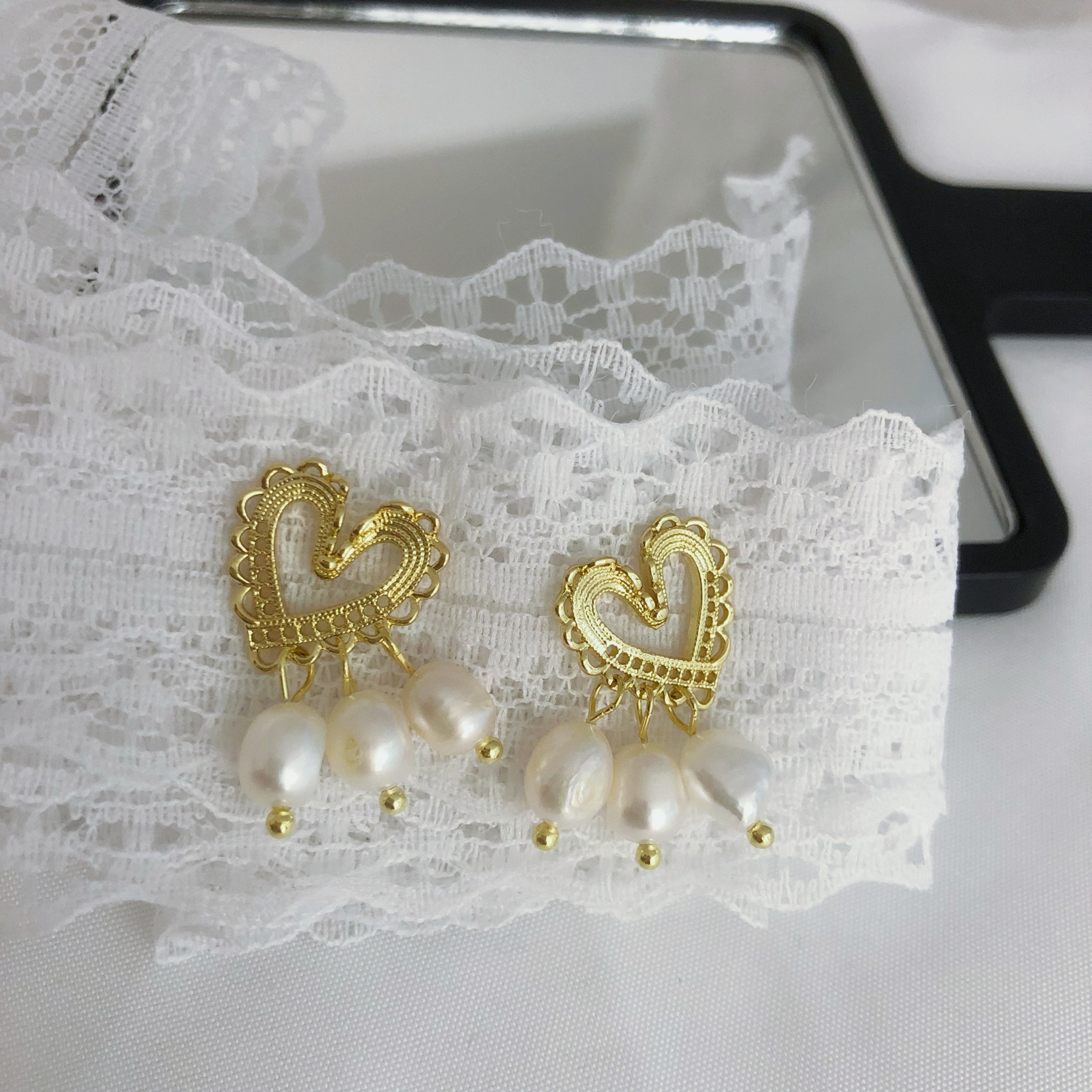 Golden Heart Earrings with Pearls-likayjewel