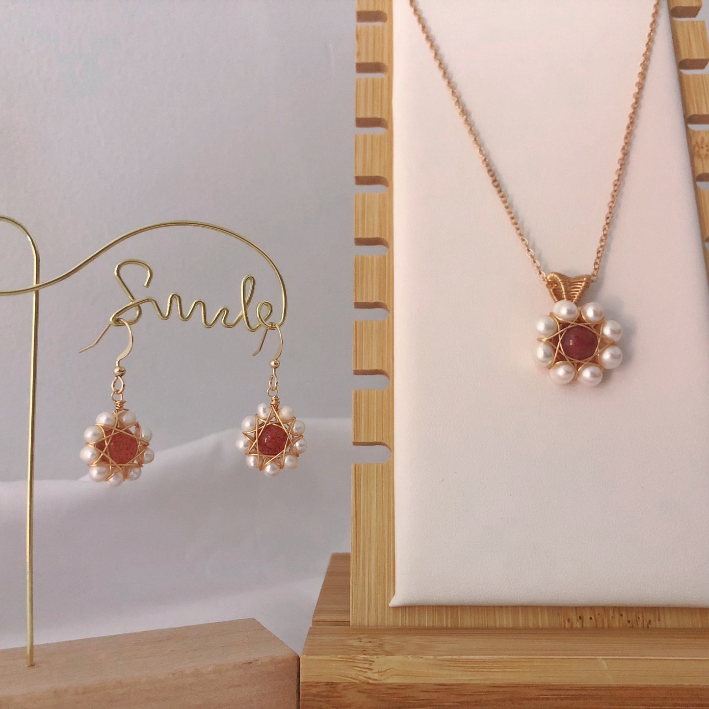 Strawberry Quartz Flower Necklace-likayjewel