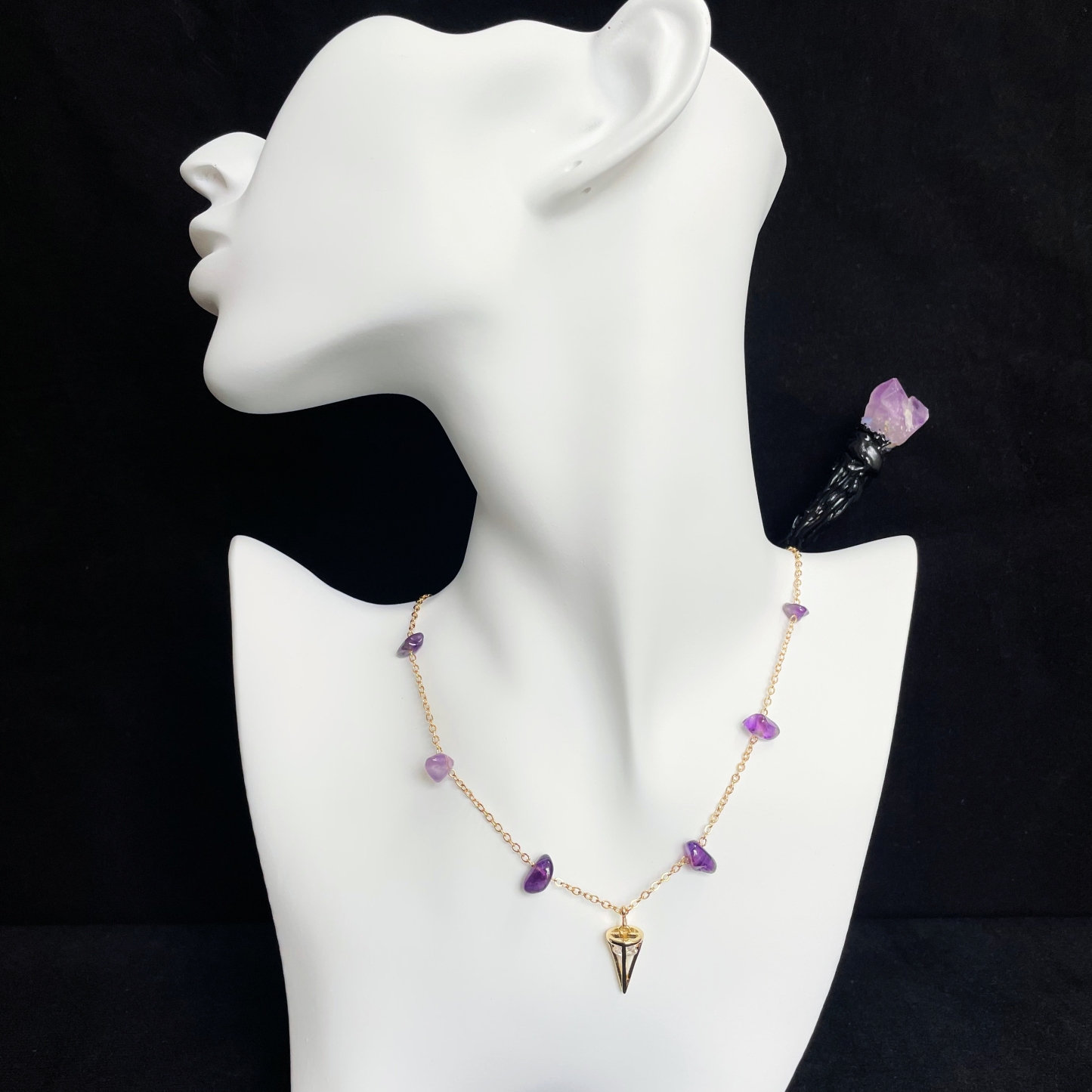 MBTI Necklace：INTJ