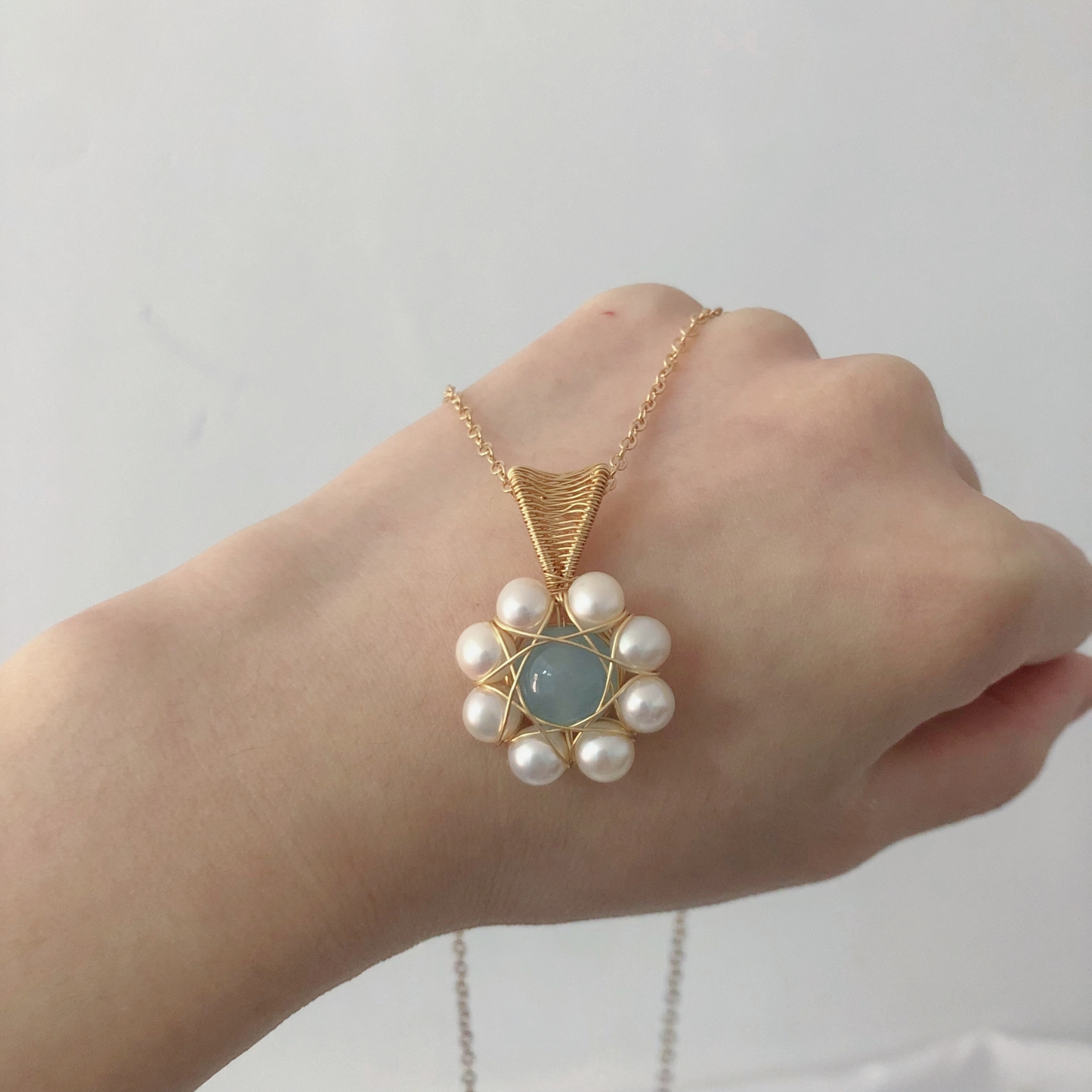 Aquamarine Flower Necklace-likayjewel