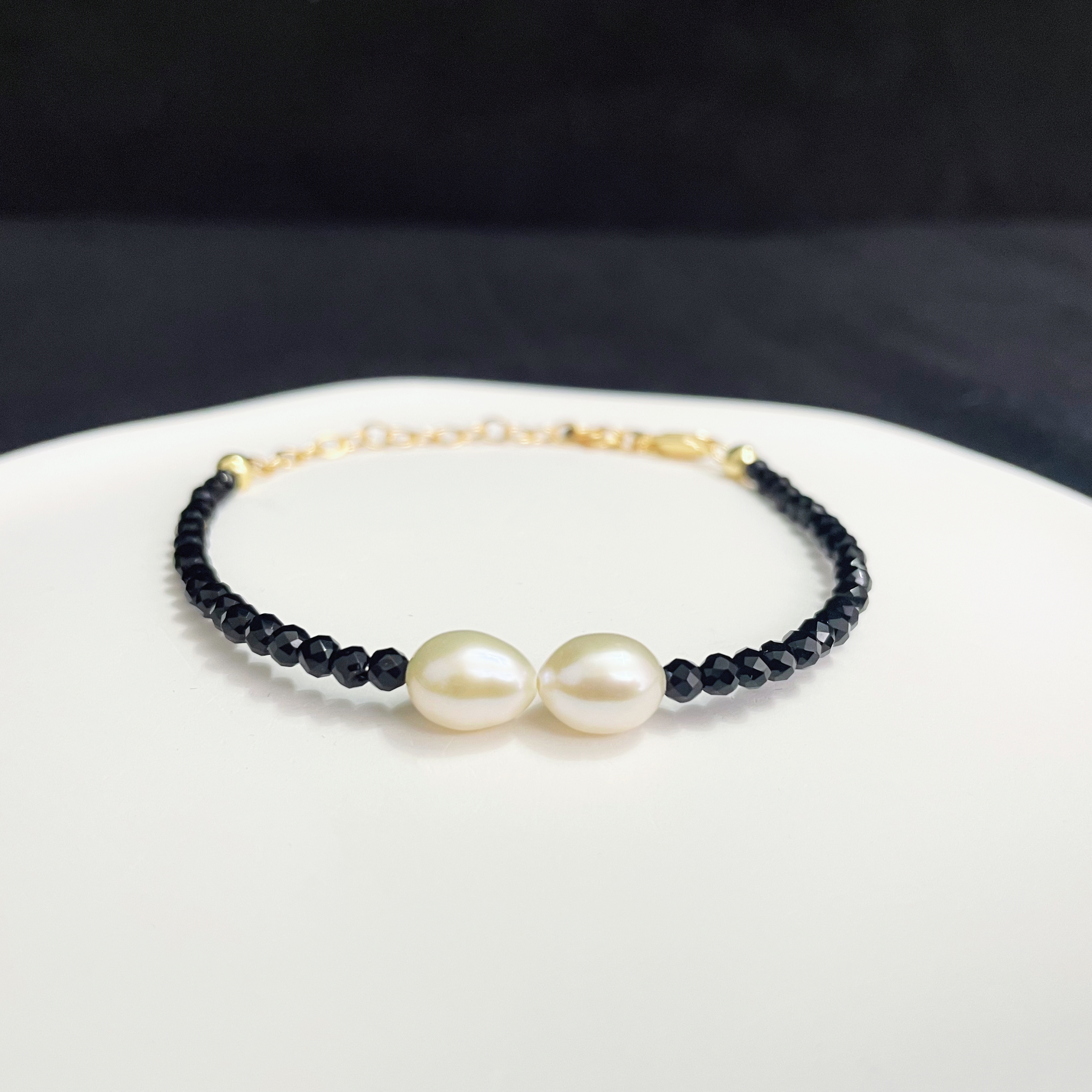 Sparkle Black Spinel and Freshwater Pearl Bracelet