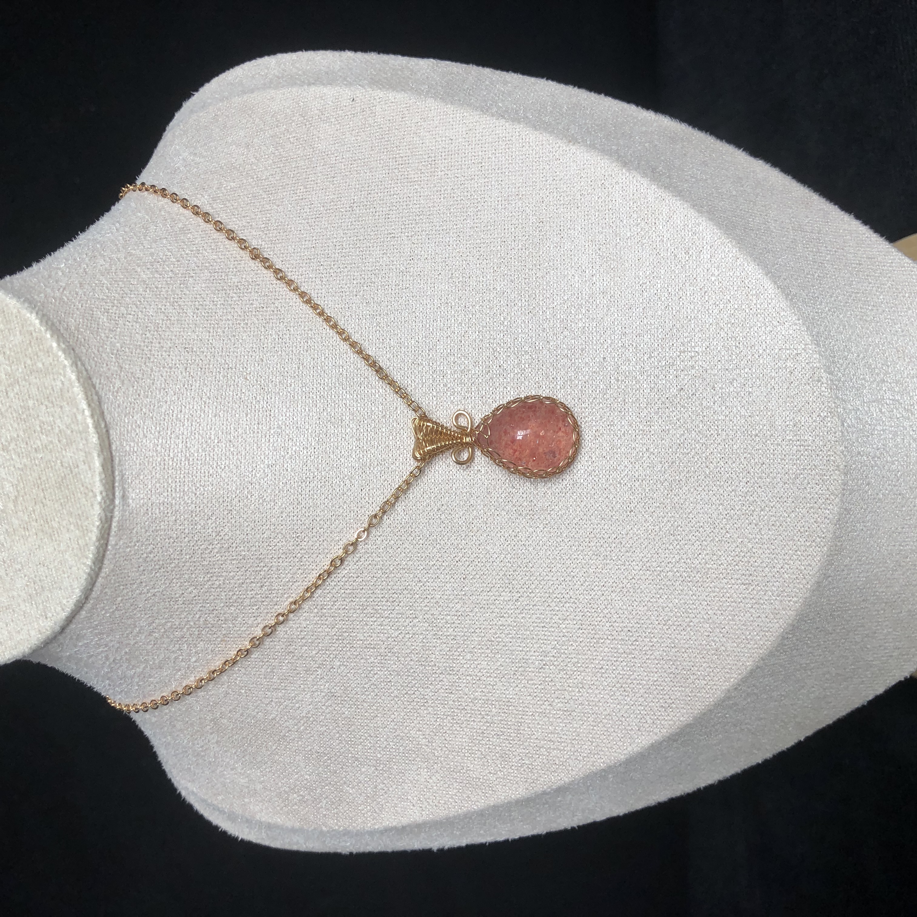Strawberry Quartz Necklace-likayjewel