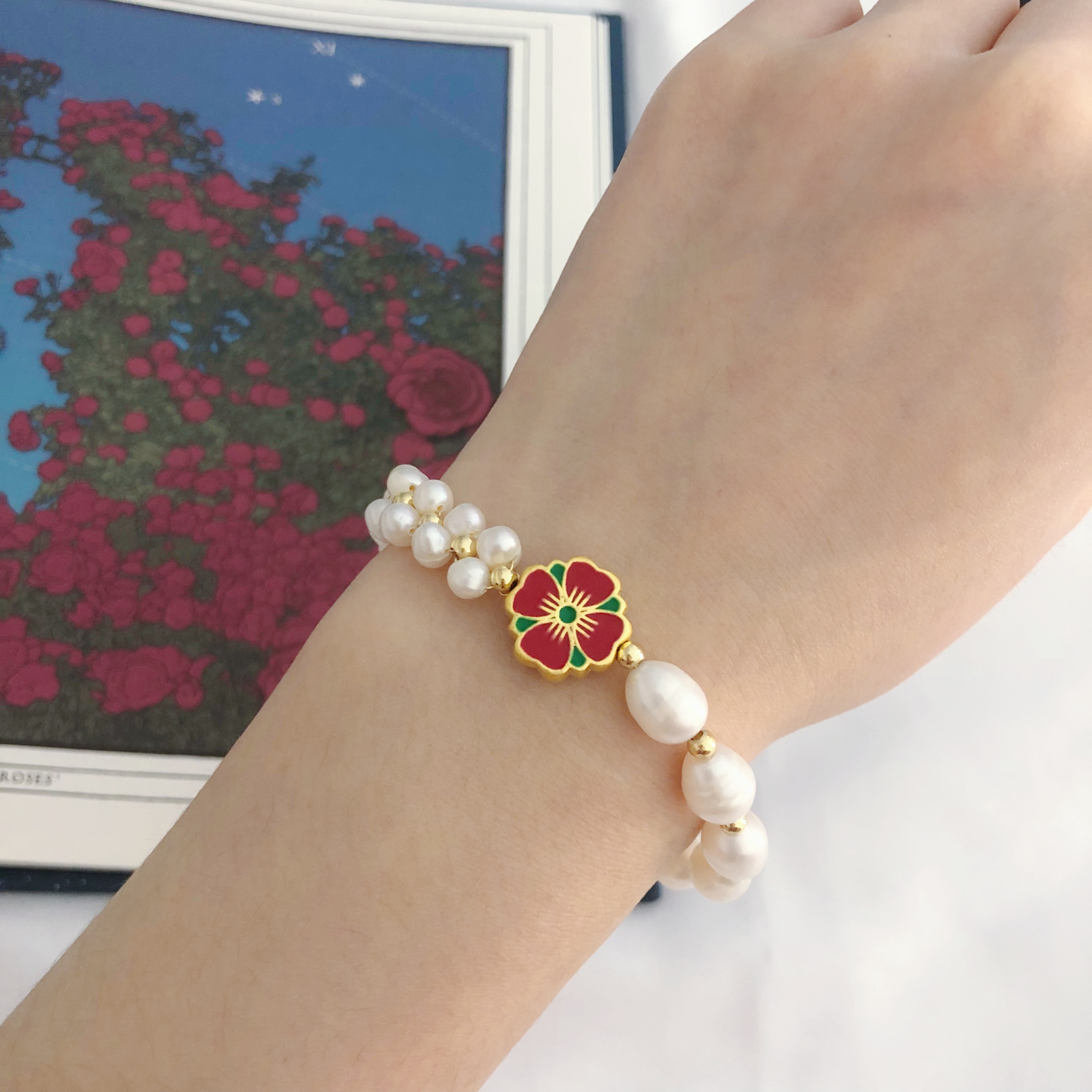 Asymmetric Pearl Bracelet-likayjewel