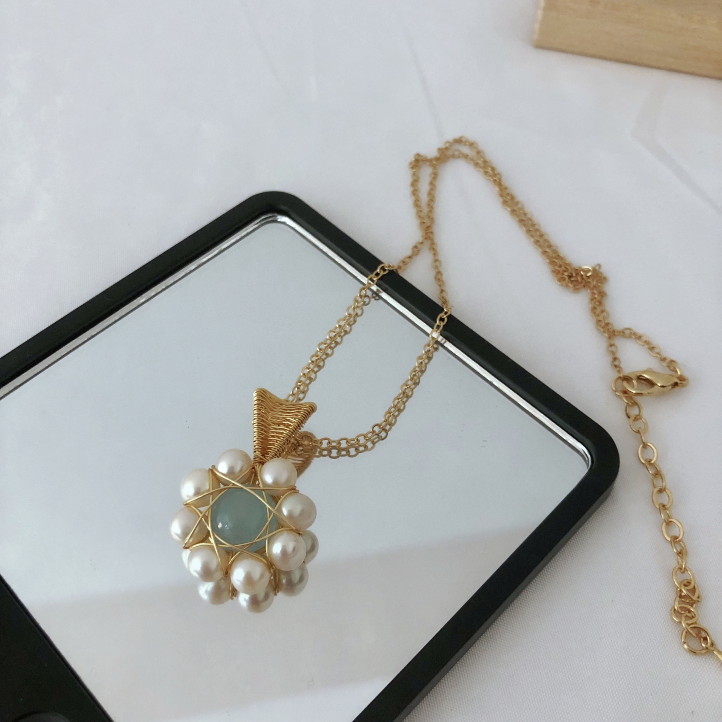 Aquamarine Flower Necklace-likayjewel