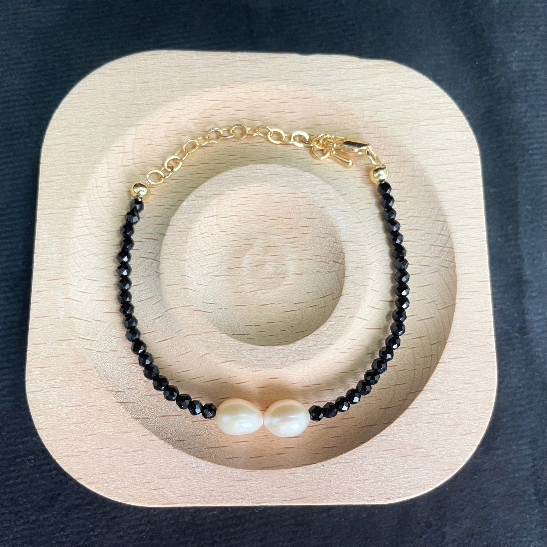 Sparkle Black Spinel and Freshwater Pearl Bracelet