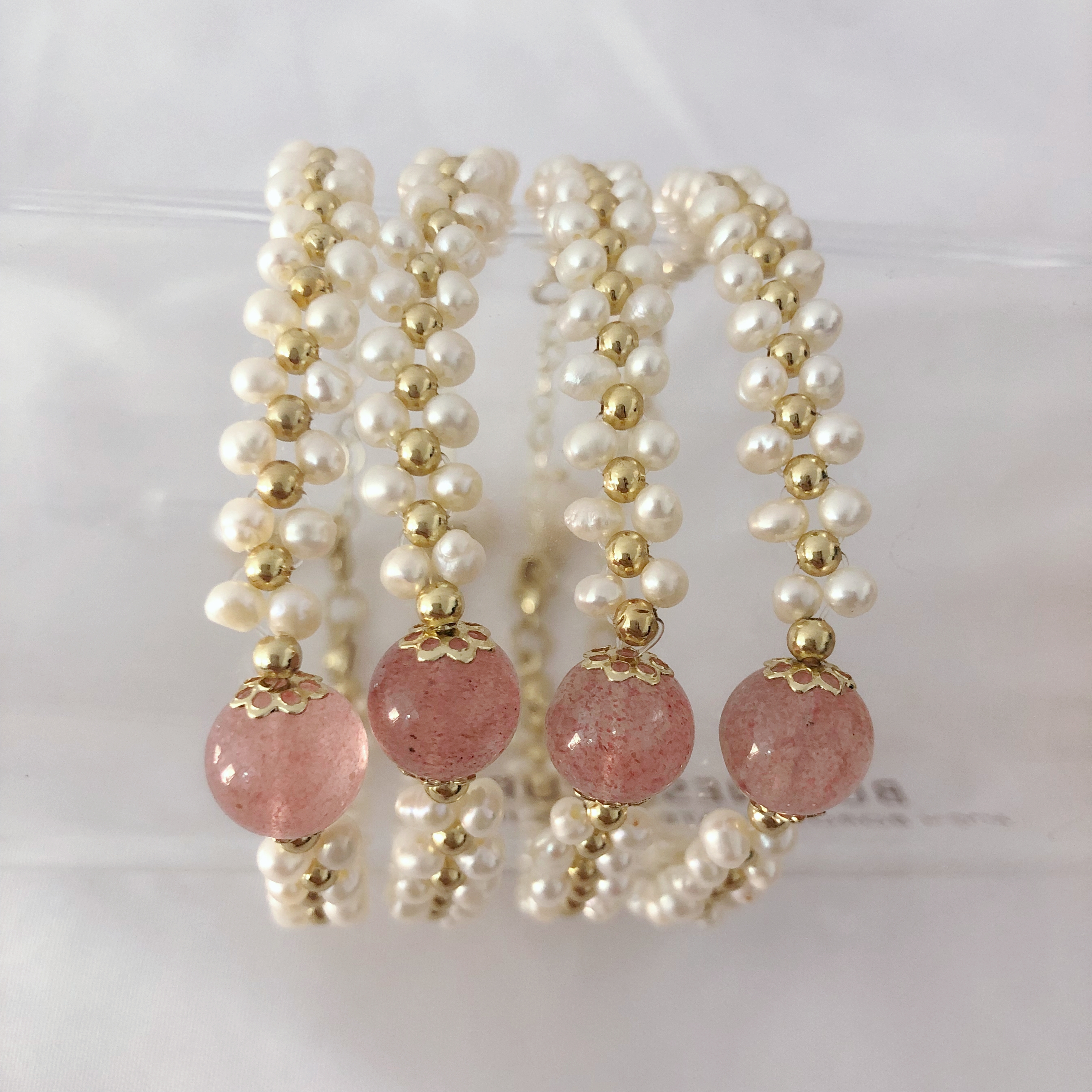 Exquisite Freshwater Pearl Bracelet with Strawberry Quartz-likayjewel