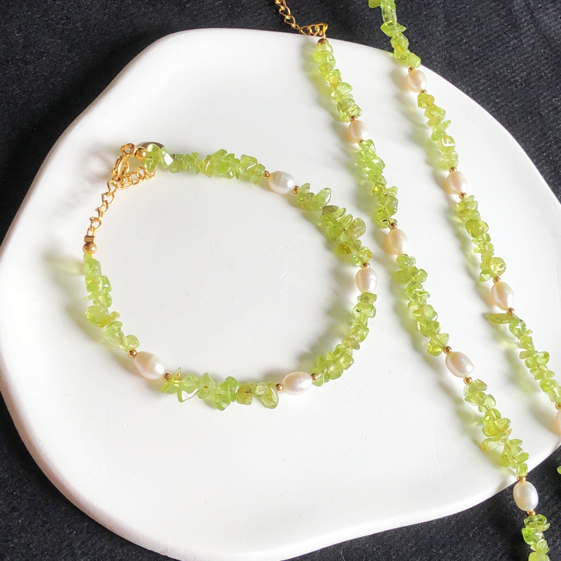 Raw Peridot Bracelet-likayjewel