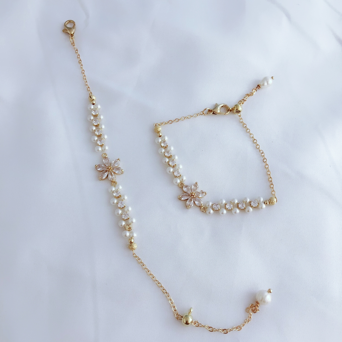 Hexapetalous Flower Pearl Bracelet-likayjewel