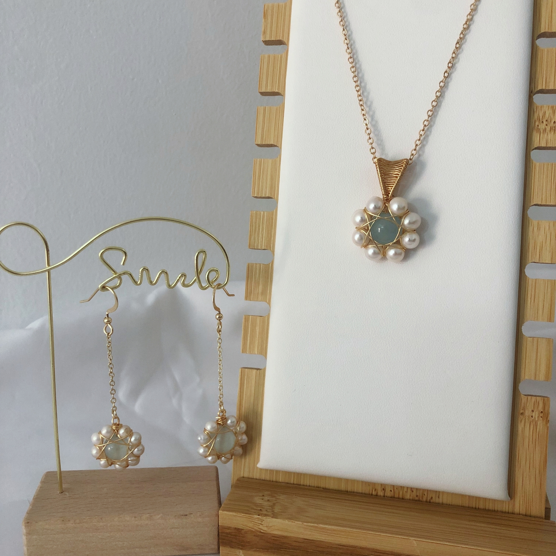 Aquamarine Flower Necklace-likayjewel