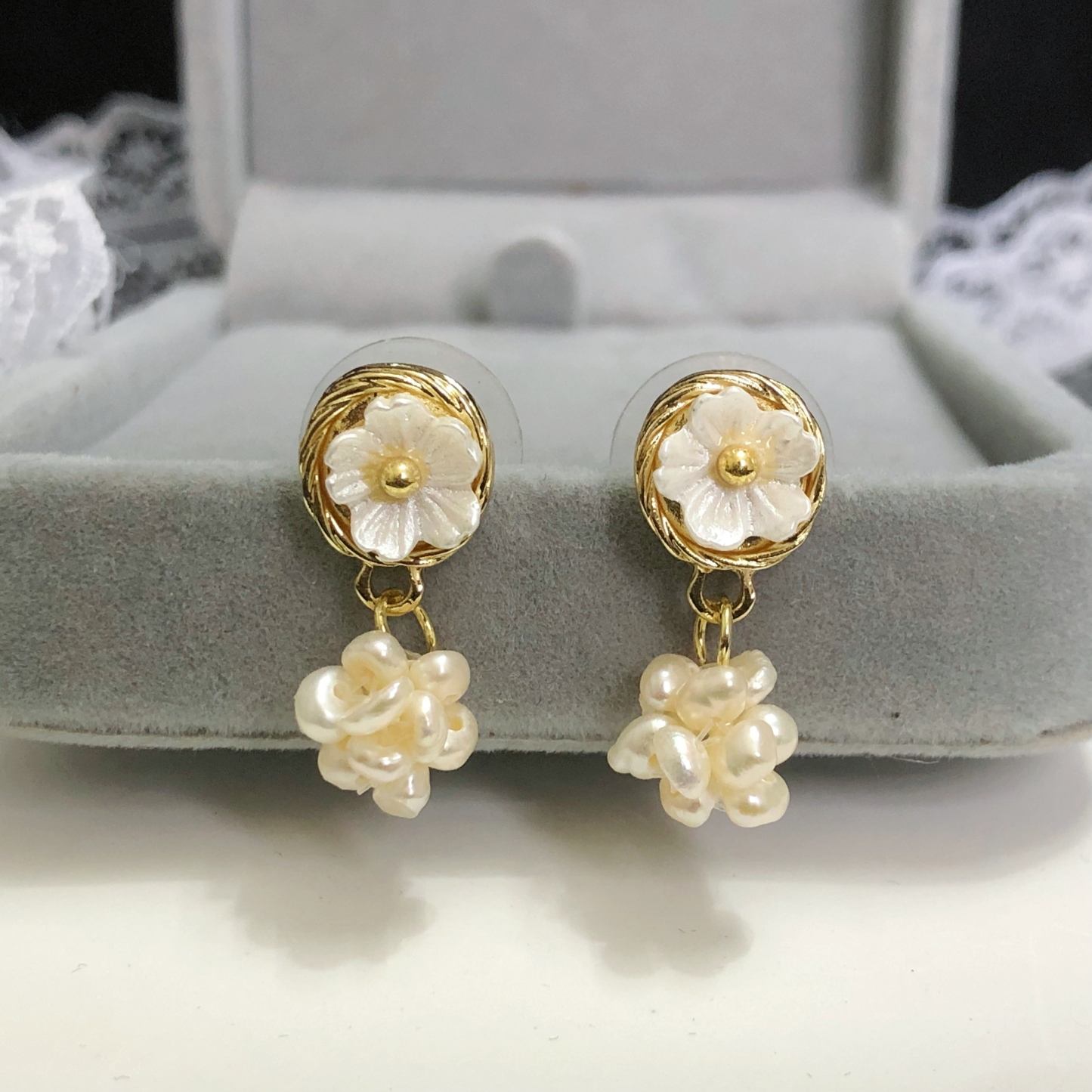 Pearl Ball Earrings-likayjewel