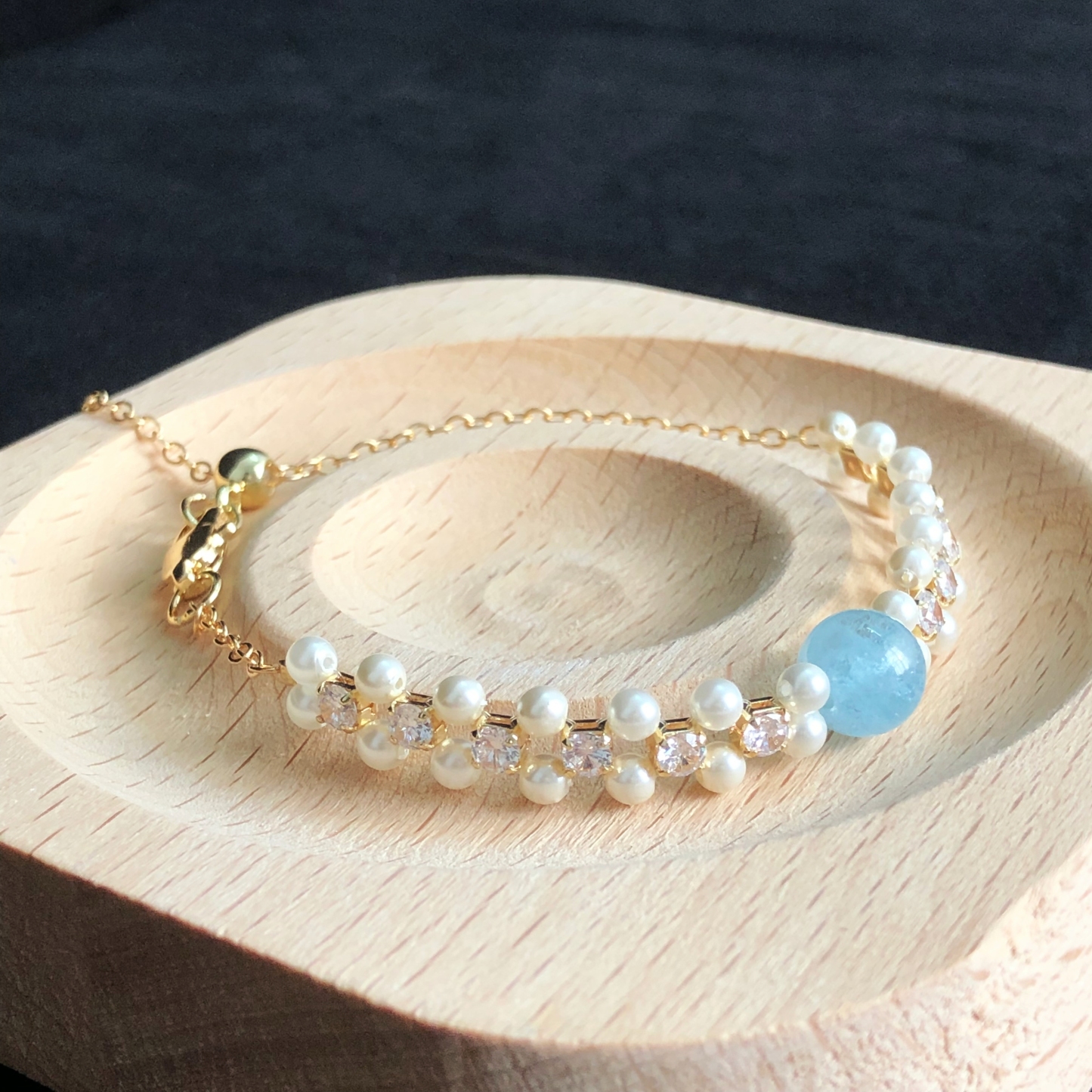 Exquisite Freshwater Pearl Bracelet with Aquamarine-likayjewel