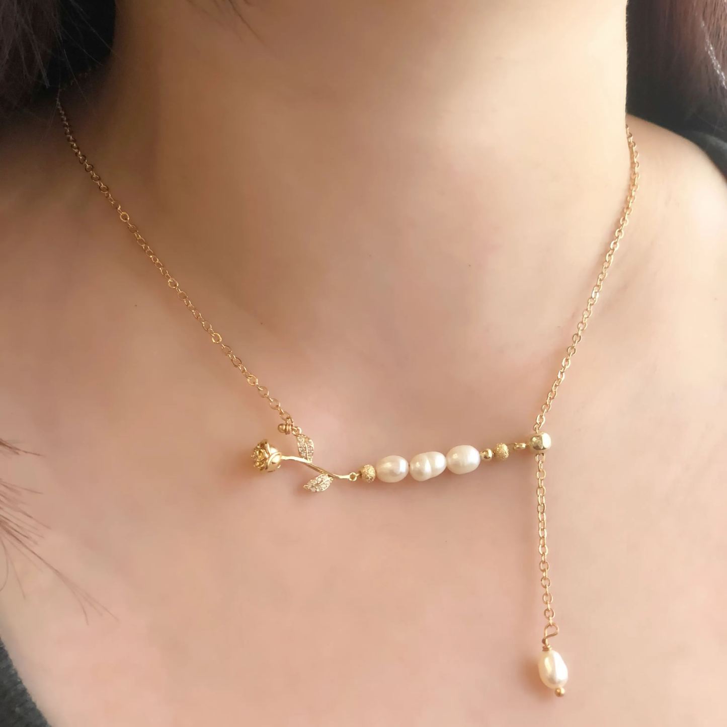 Rose and Pearl Necklace-likayjewel