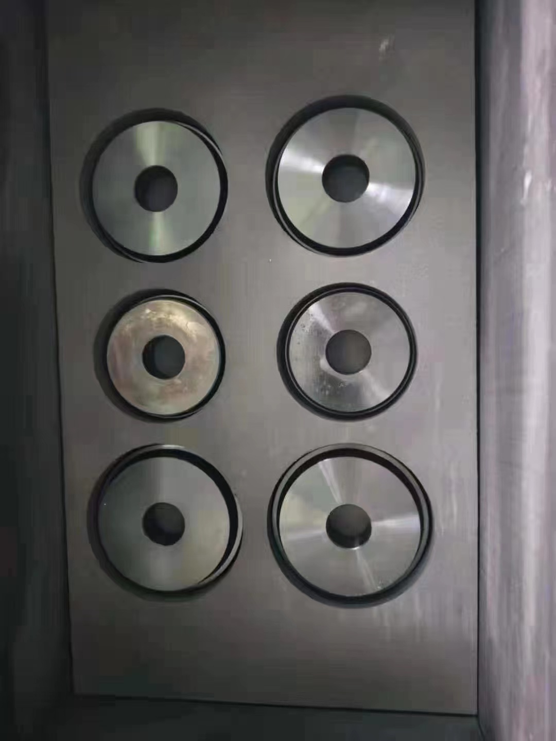 Picking head correction tool