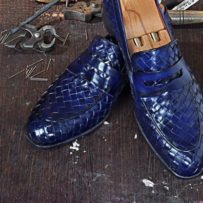 Men's handmade leather loafers shoe