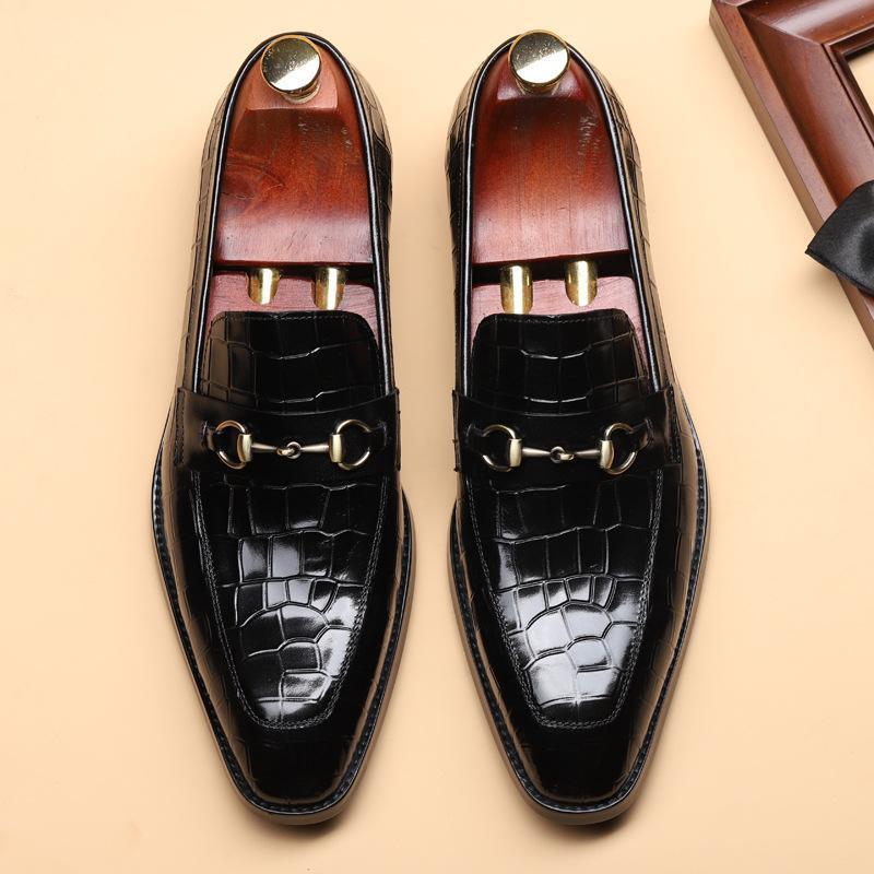 Stylish business men's pointed leather flat shoes