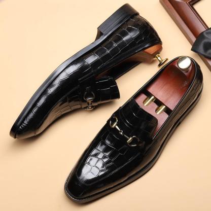Stylish business men's pointed leather flat shoes