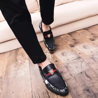 Splicing Metal Decor Casual Leather Shoes