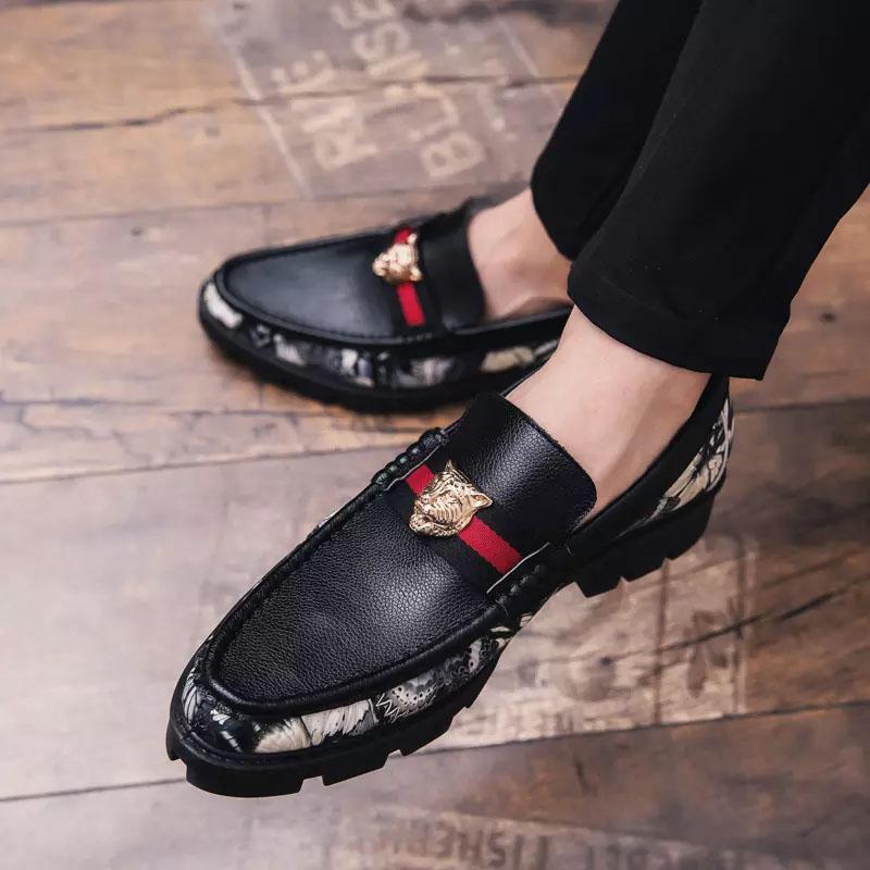 Splicing Metal Decor Casual Leather Shoes