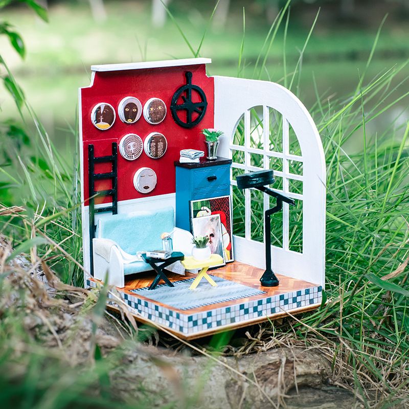 KNOW ME STYLE DIY Miniature House Kit