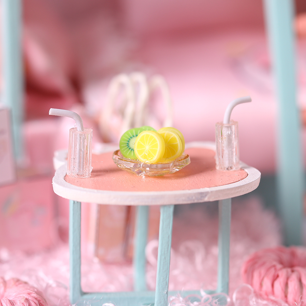 KNOW ME Snoring Little Bear DIY Miniature House Kit