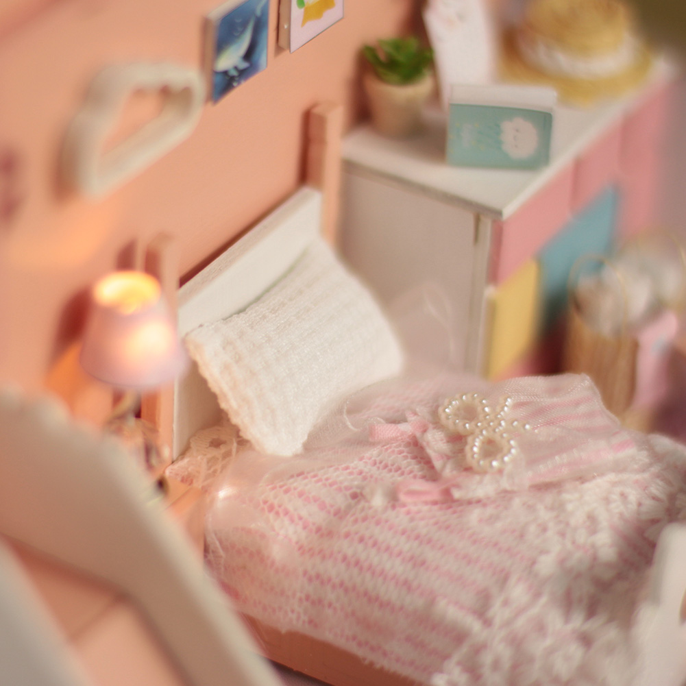 KNOW ME Miaomia Miaomia DIY Miniature House Kit