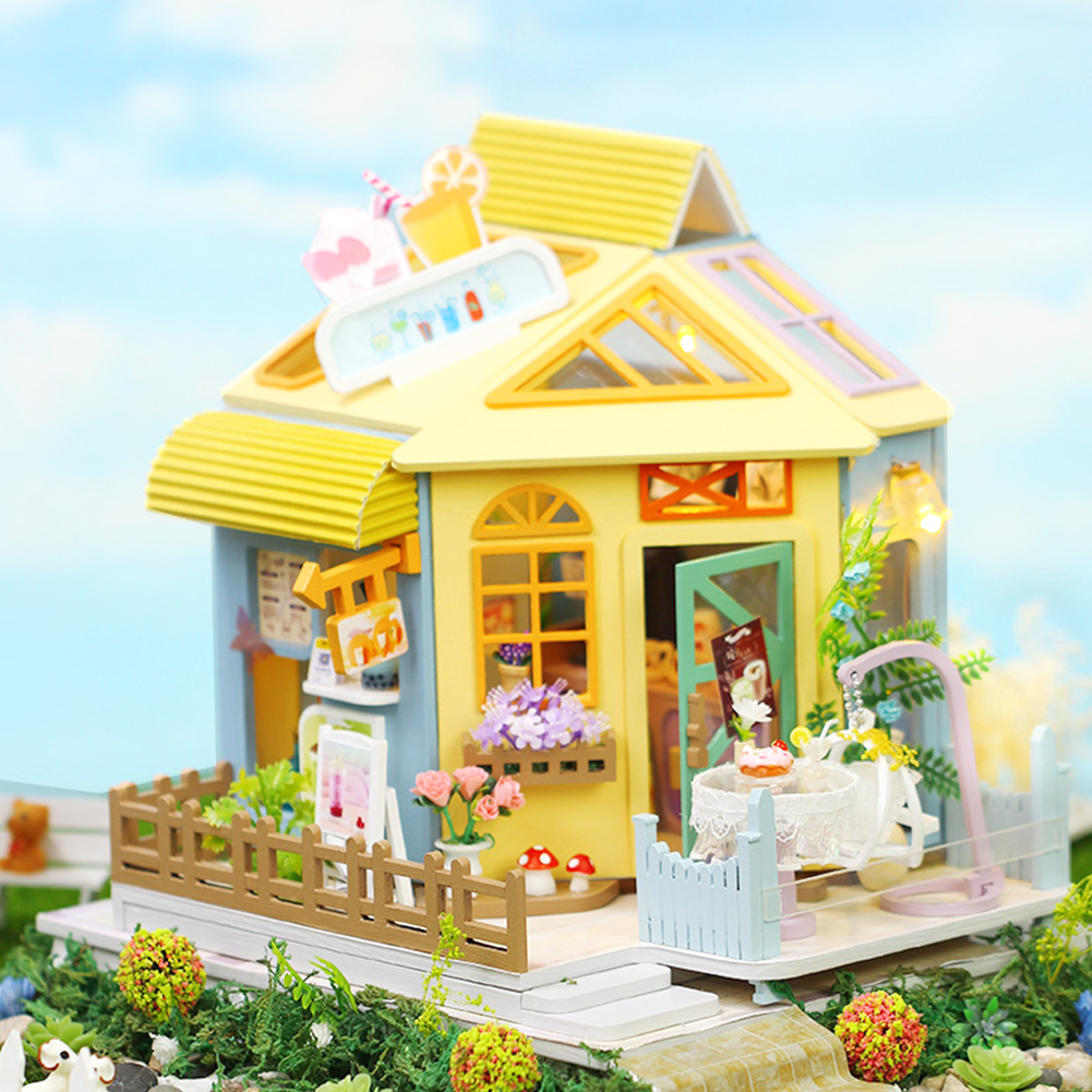 Fine Decorations for the Milk Tea Shop Model