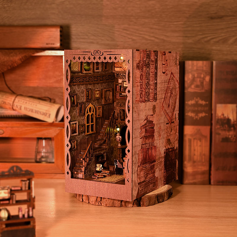 KNOW ME Scholar's  Dream Miniature DIY Book Nook Shelf