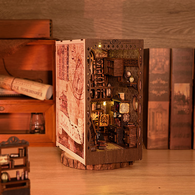 Scholar's Dream DIY Book Nook - Creative Book Nook
