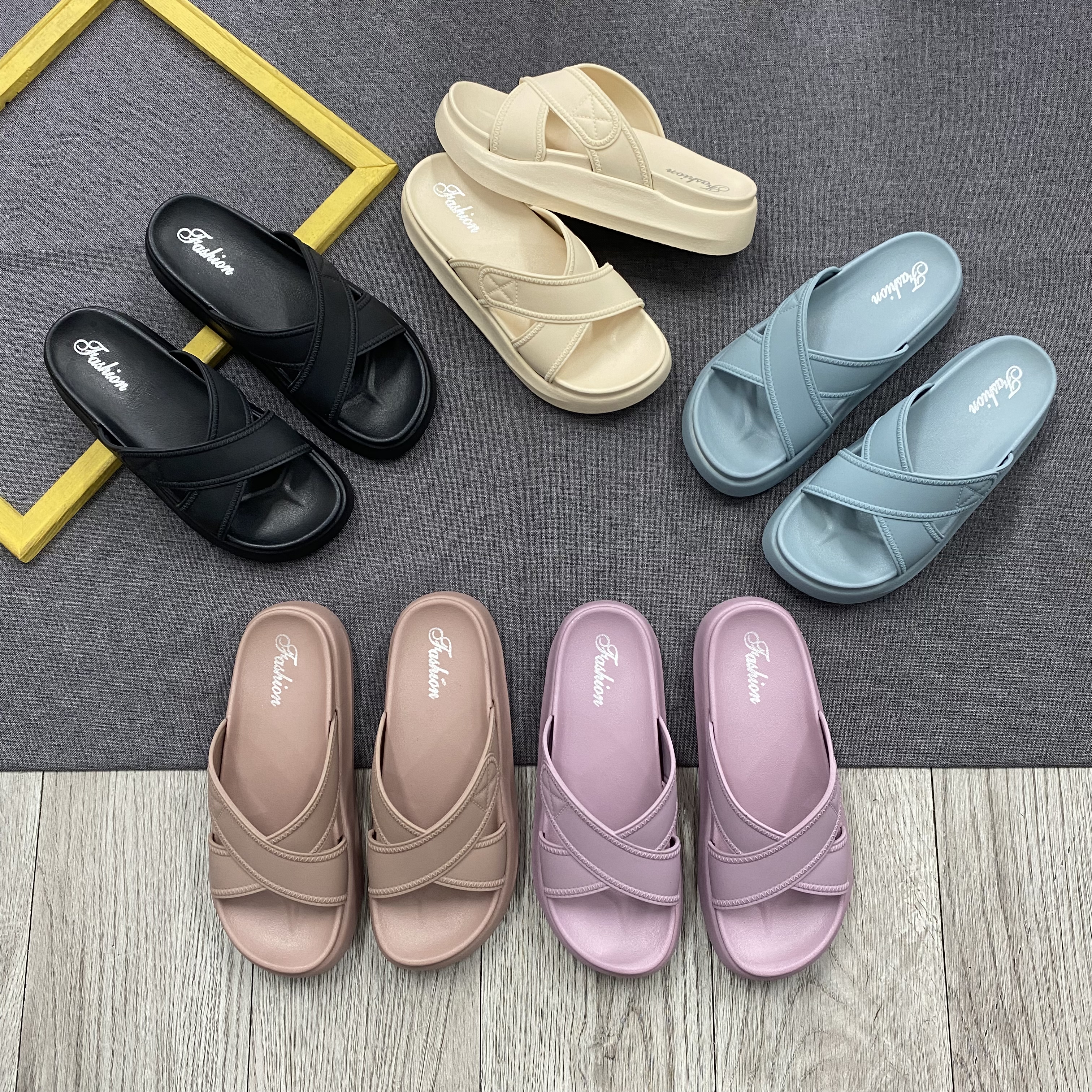 Quick Drying Ladies Sandals Soft Slides