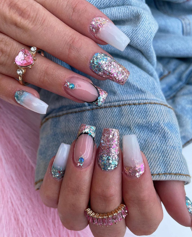The 21 Hottest Summer Ombré Nails Of The Season | Darcy