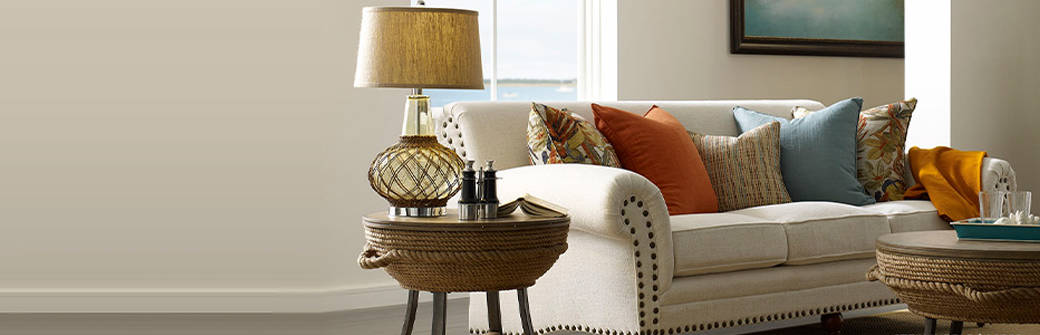 Home Store/Accents & Decor