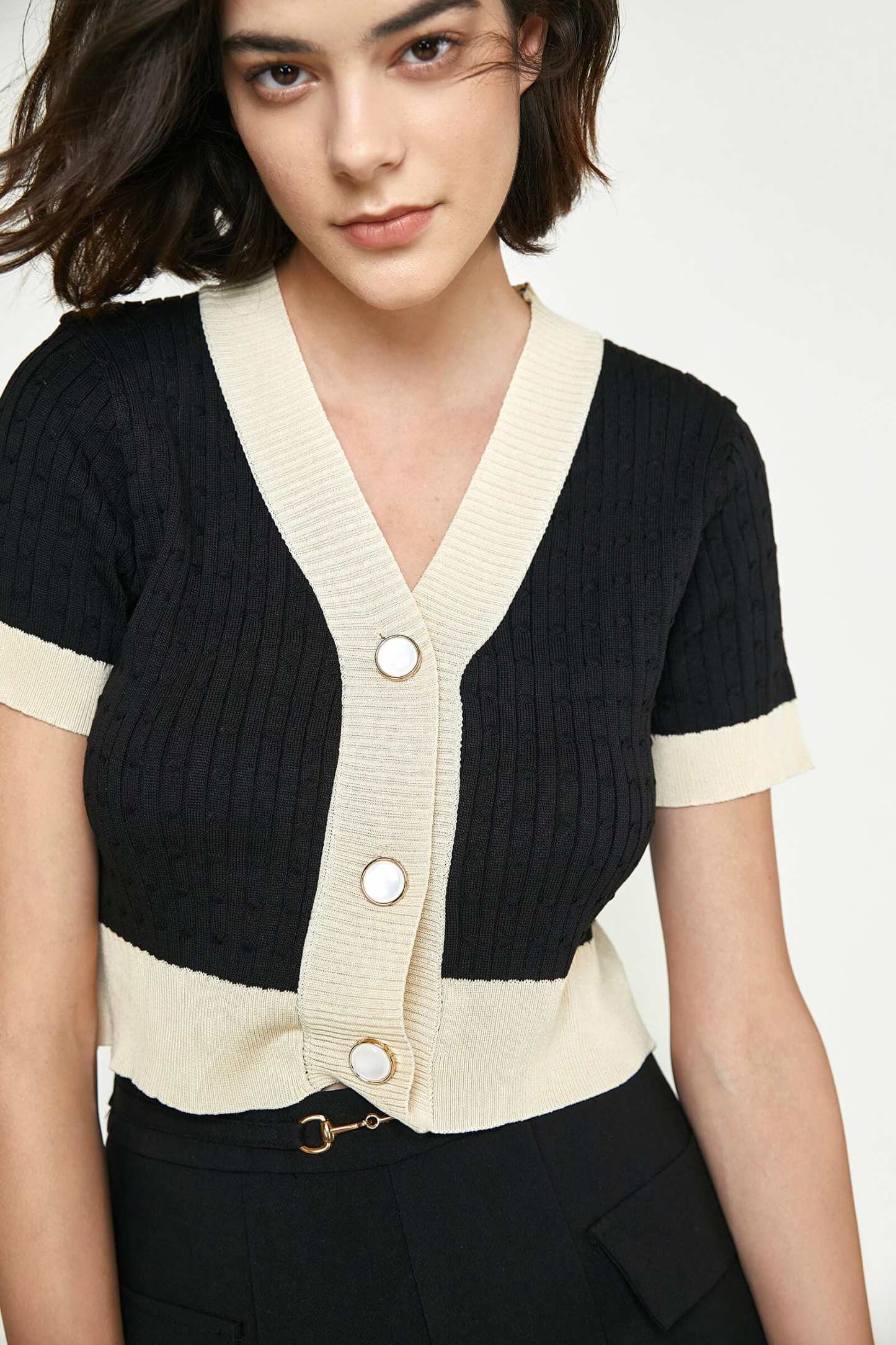 Black Contrast Trim Button-Up Cable Knit Cropped Cardigan