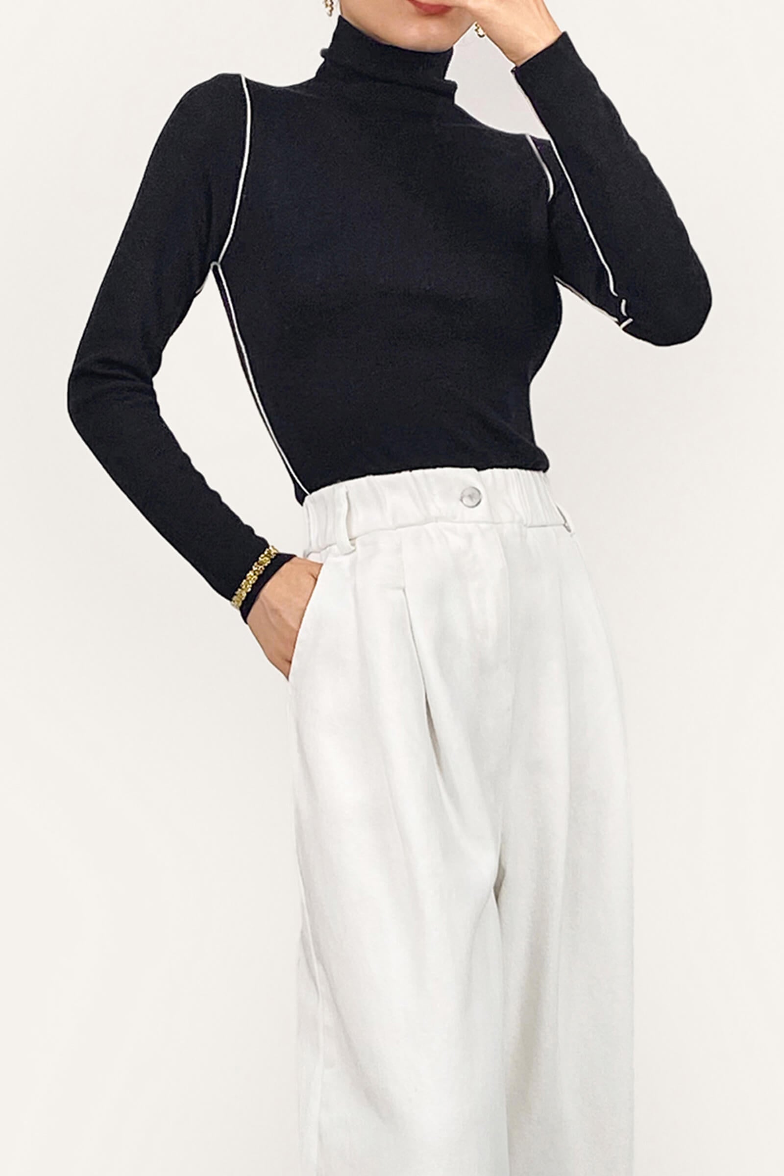Black Cashmere-Blend Contrast Trim Turtleneck Sweater