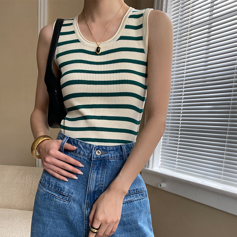 Green Striped Slim-Fit Knit Vest