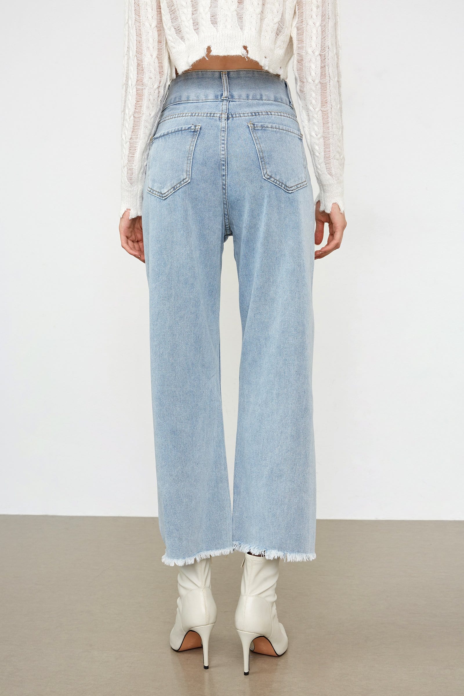 Auria Light Blue Ankle Jeans