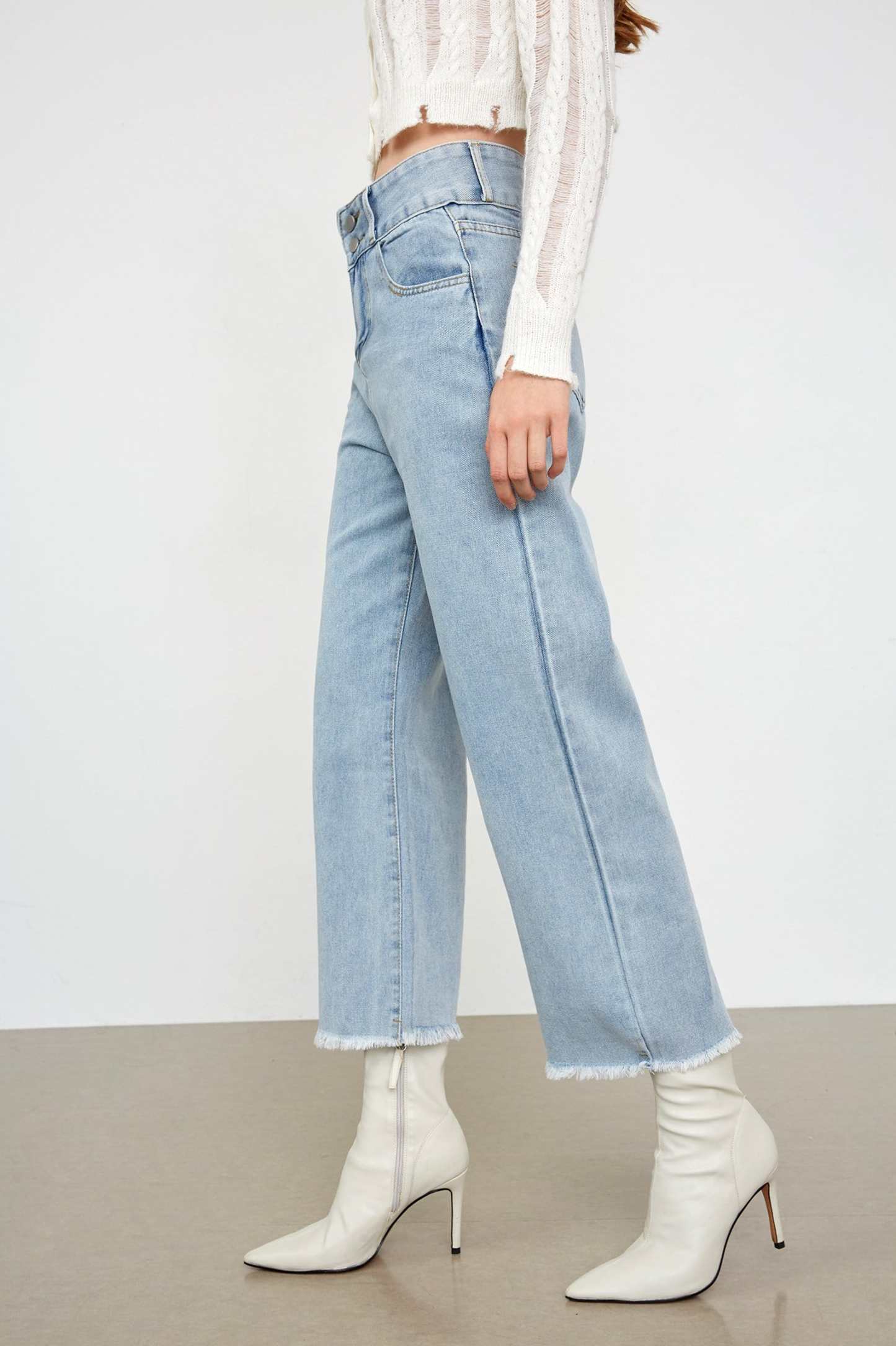 Auria Light Blue Ankle Jeans