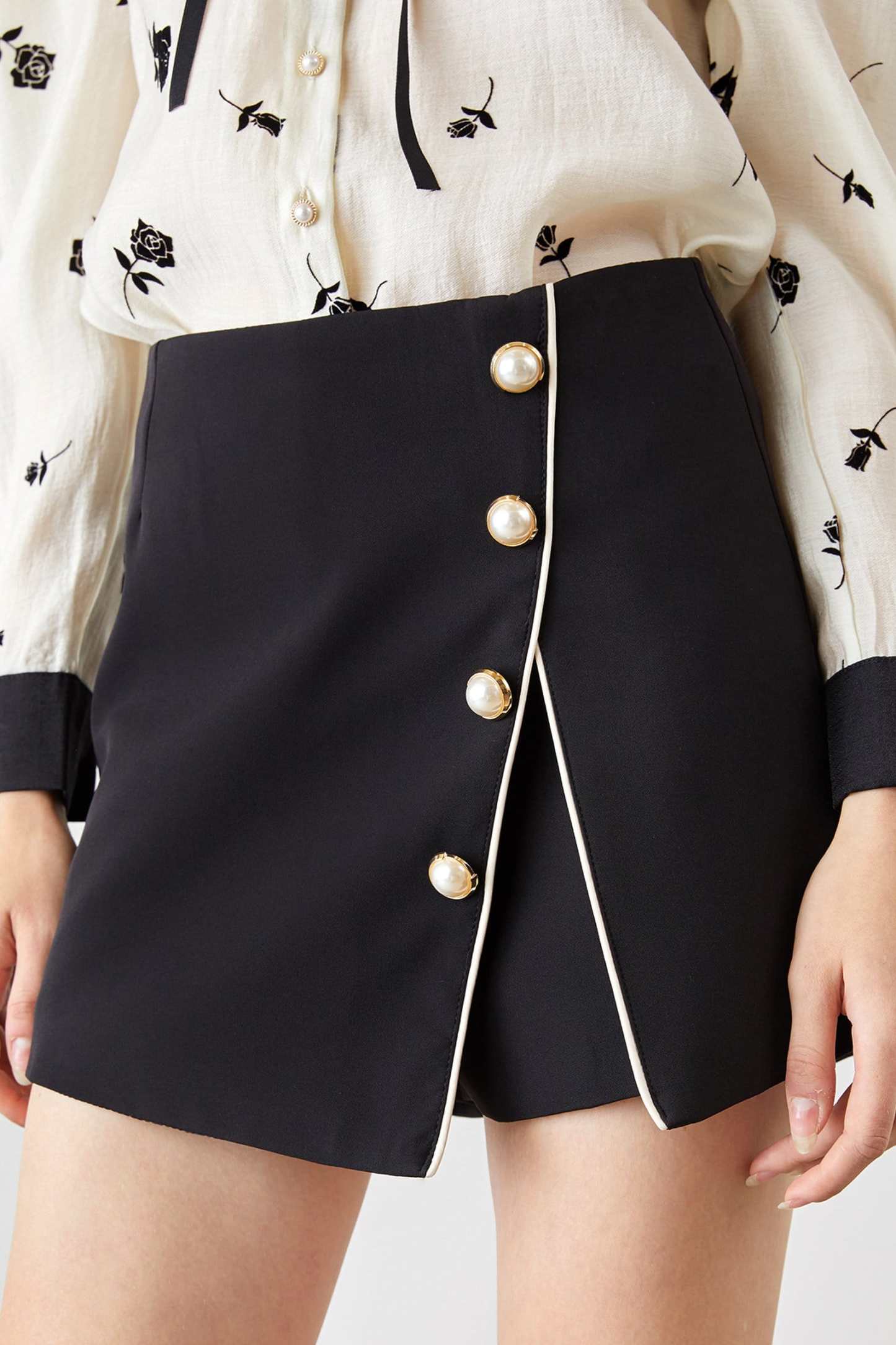Zahara Black Contrast Skirt