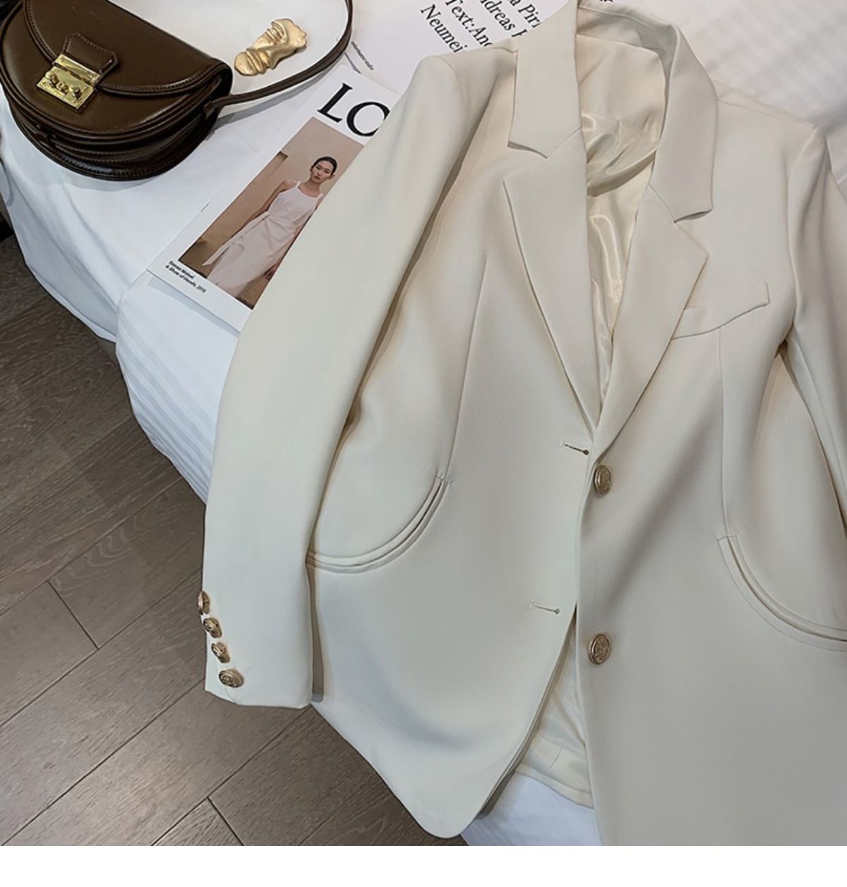 Beige H-shaped blazer